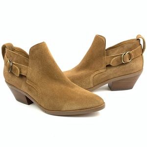 Steven by Steve Madden Tan Suede Denver An…